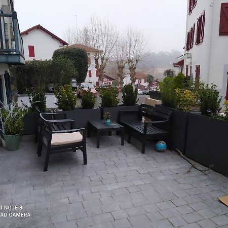Appartement Rez De Chaussee 2 Chambres Avec Terrasse Cambo-les-Bains Eksteriør bilde